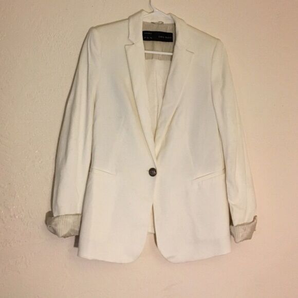 ✨HP✨Zara White Blazer✨  - Picture 3 of 3